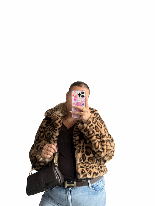Fluffy Jas - Leo